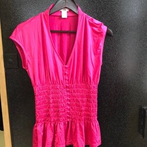 Cache sleeveless top